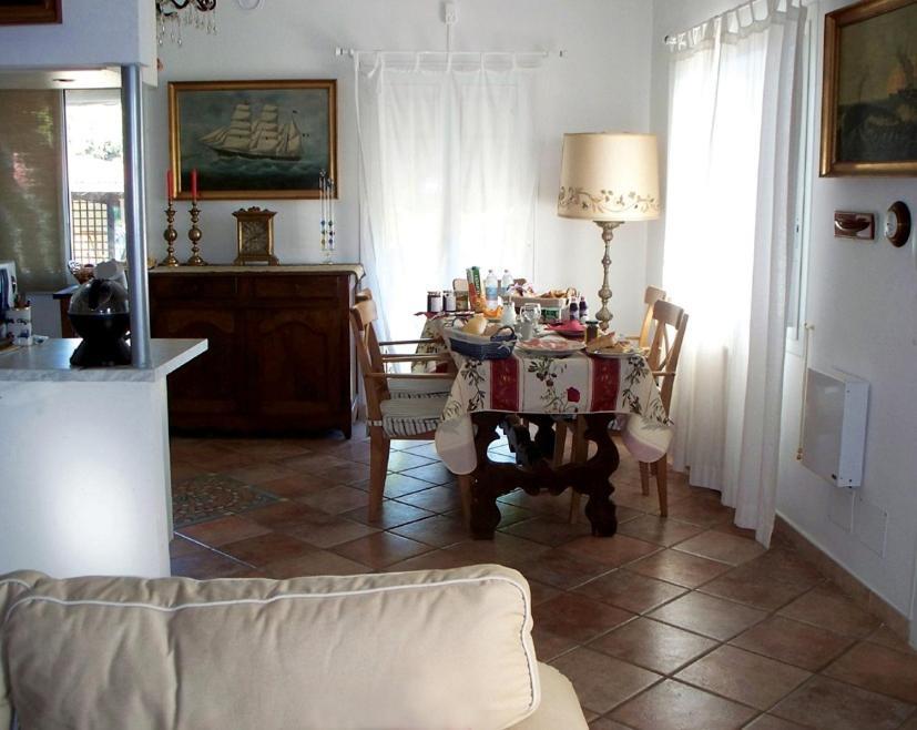 La Tana Del Tasso Ventimiglia Bed & Breakfast Dış mekan fotoğraf